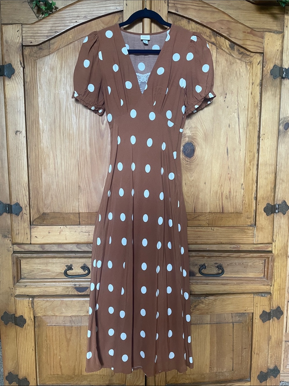 Polka Dot V-Neck Maxi Dress